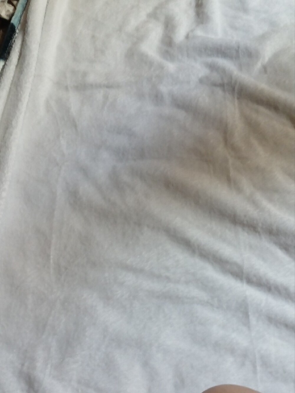 Vampire Diaries Blanket - Picture 9 of 10